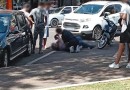 Motociclista fica ferida após colisão com carro