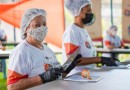 Merendeiras da rede estadual participam de capacitação sobre novas técnicas culinárias