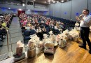 Clubes de mães recebem kits de artesanato e equipamentos para atividades