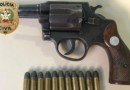 Polícia Civil prende homem por posse irregular de arma de fogo e munições