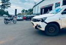 Motociclista fica ferido após colidir com caminhonete na Avenida Natalino Faust