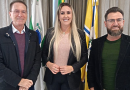 Município receberá ambulância e veículos para a Saúde