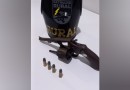 Casal é detido por porte ilegal de arma de fogo