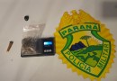 Polícia Militar prende homem por tráfico de drogas