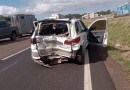 Colisão traseira envolve dois veículos na PRC-280 onde acontecem obras
