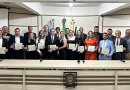 Prefeito, vice-prefeita e vereadores eleitos são diplomados pela Justiça Eleitoral