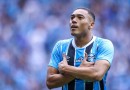 Com três gols de Carlos Vinícius, Grêmio vence Juventude na Arena