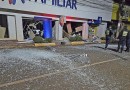 Grupo armado invade cidade no Paraguai, explode agências bancárias e foge após confronto com a polícia