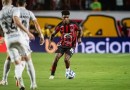 Grêmio sai na frente, mas Vitória busca empate em jogo com gols de bola parada