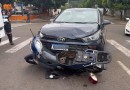 Colisão entre carro e moto deixa motociclista com fratura exposta