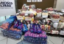 Entidades sociais e protetores de animais recebem alimentos e rações de supermercados autuados pelo Procon