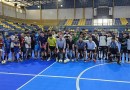 Alunos de escolinhas fazem o primeiro jogo na nova quadra do Arrudão