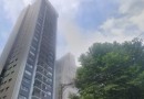 Morador de cobertura é preso após cortar corda que segurava trabalhador enquanto ele limpava fachada de prédio em Curitiba