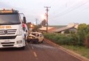 Colisão traseira entre Brasília e caminhão deixa condutor ferido em Francisco Beltrão