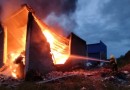 Incêndio destrói indústria de reciclagem com 60 toneladas de plástico