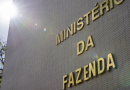 Governo prevê falta de até R$ 30 bilhões para manter políticas públicas nos próximos anos