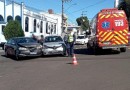 Batida entre carros mobiliza Bombeiros no centro de SMO