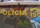 Homem veste roupas novas em loja e se recusa a pagar