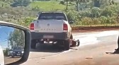Homem de 69 anos fica ferido após colisão entre carro e motocicleta