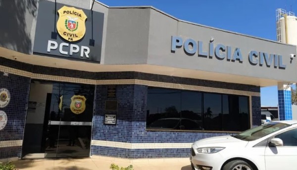 Homem xinga delegado em audiência de custódia e é denunciado por homofobia e desacato