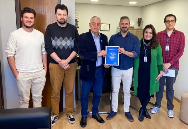 Propostas de lei do Crea-PR avançam na Alep, com articulação da Frente Parlamentar