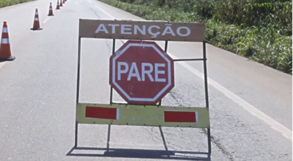 Obras na PR-182 exigem atenção de motoristas nesta quarta-feira (15)