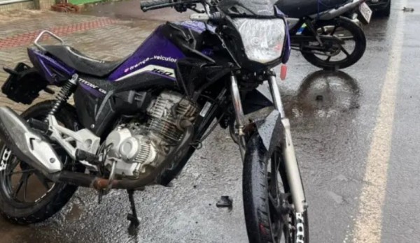 Motociclista fica ferido após colisão no bairro São Cristóvão