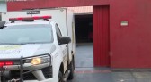 Vizinha desconfia de portão aberto, decide entrar na casa e descobre assassinato de morador, no Paraná