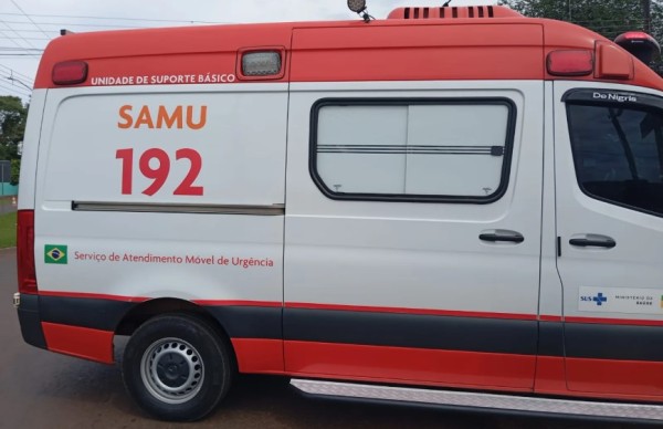 Acidente de trânsito deixa criança ferida