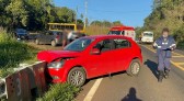 Colisão envolvendo quatro veículos deixa dois feridos na PR-566