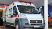 Homem ferido em acidente de trabalho com pneu