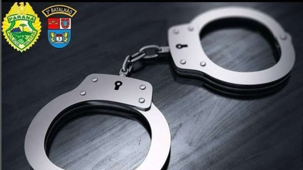 Homem com mandado de prisão em aberto é detido