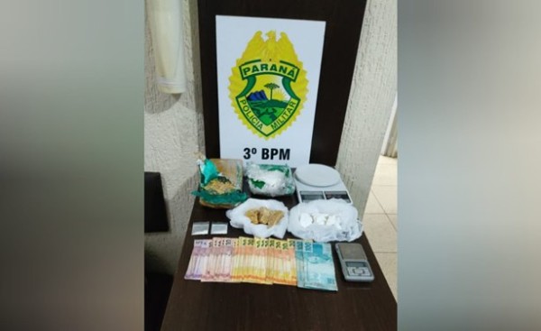 ROTAM fecha ponto de venda de drogas e prende homem por tráfico