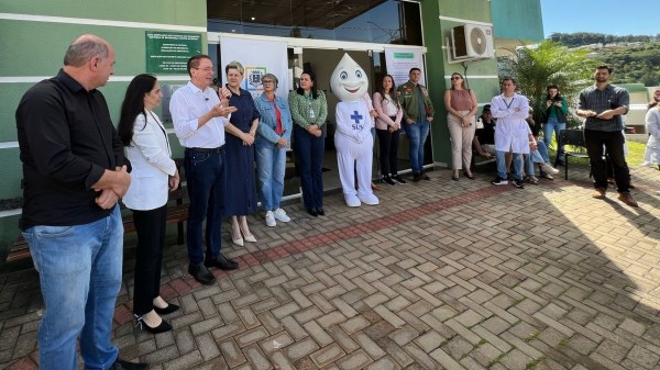 Saúde lança projeto piloto para agendar consultas via aplicativo