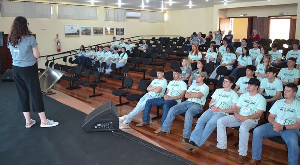 Colégio Agrícola obtém conquistas para os alunos