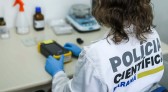 De testes de rotina às novas drogas: como a Polícia Científica identifica as substâncias apreendidas