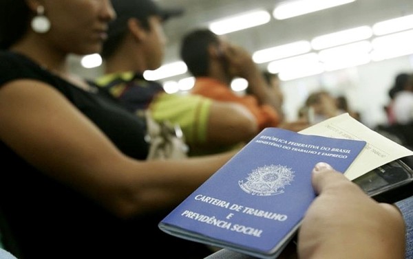 Desocupados nos Brasil cai para 7,8%, menor nível desde de 2015