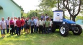 Linha Farroupilha recebe equipamentos agrícolas