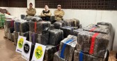 Caminhoneiro é preso com mais de 4 toneladas de drogas durante abordagem na BR-277