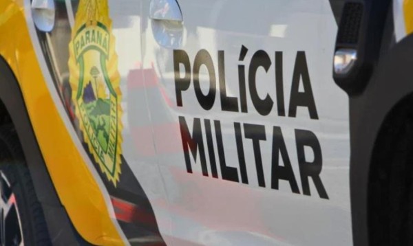 Homem é ferido com golpe de canivete no interior