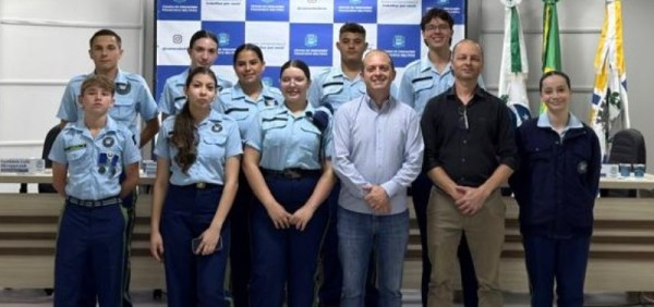 Parlamento Jovem debate avanços em tecnologia e inovação