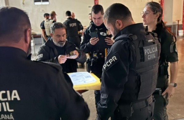 Polícia Civil cumpre mandados e prende suspeito de tráfico de drogas