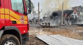 Incêndio destrói depósito agropecuário no interior de Xavantina e mobiliza bombeiros da região