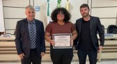 Enxadrista Emanuela Isabele Rodrigues recebe homenagem na Câmara Municipal de Francisco Beltrão