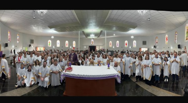 Dom Edgar assessorou retiro dos MACs do Decanato de Pato Branco