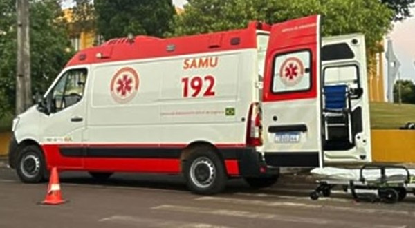 Mulher de 34 anos é atropelada em via pública e condutor foge do local