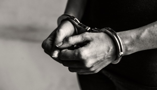 Homem é preso por descumprir medidas judiciais em caso de violência doméstica