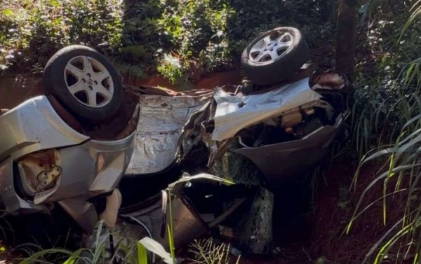 Casal morre após grave acidente na PR-483