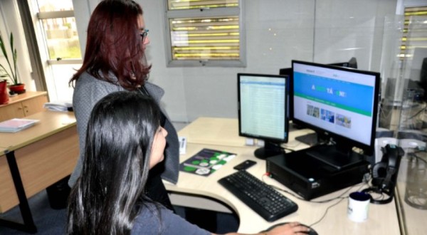 Estado seleciona mais de 500 profissionais para residência técnica de inovação