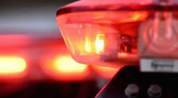 Mulher é presa por ameaças e ofensas contra motorista de aplicativo e policiais